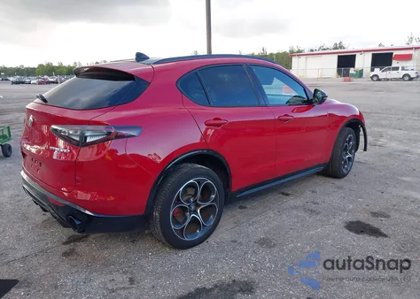 2024 Alfa Romeo Stelvio Veloce Awd из США, поврежденный, VIN ZASPAKBN3R7D71973